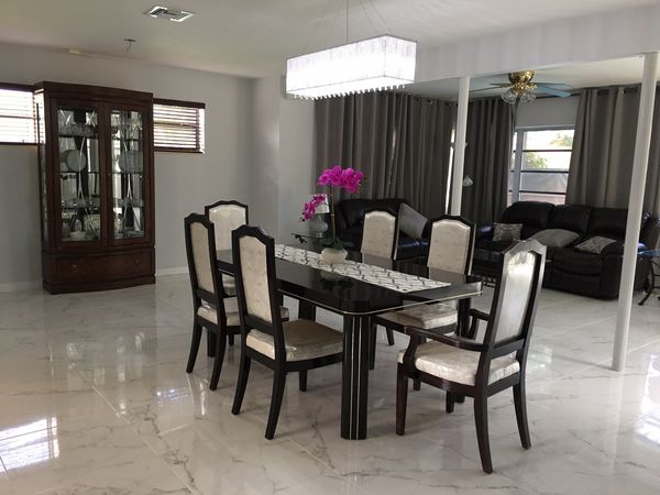  Luxury Kosher 3 or 4 Bedroom Villa - Heated Pool - Beautiful Neighborhood close