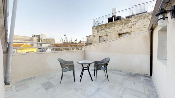 Rechov Yoel: Beautiful Jerusalem Apartment in Meah Shearim