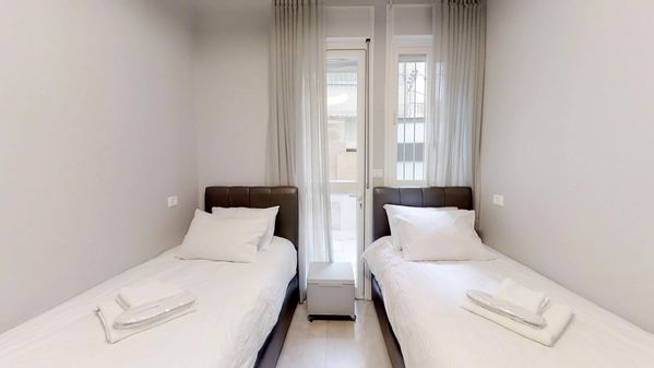 Fresh, clean, great 1 bedroom apartment on ground floor on Yoel St