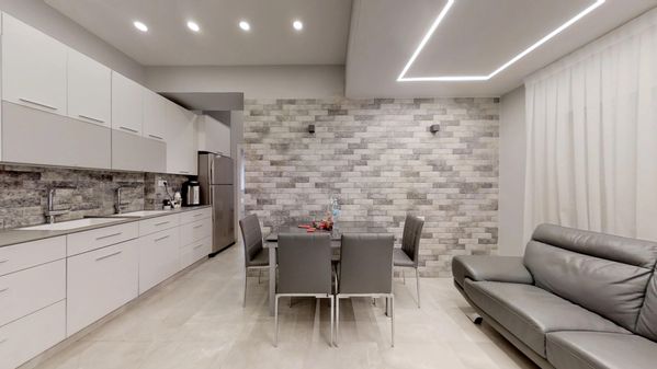 Comfortable rental, 2 bedroom apartment on Yoel Street, in Meah Shearim