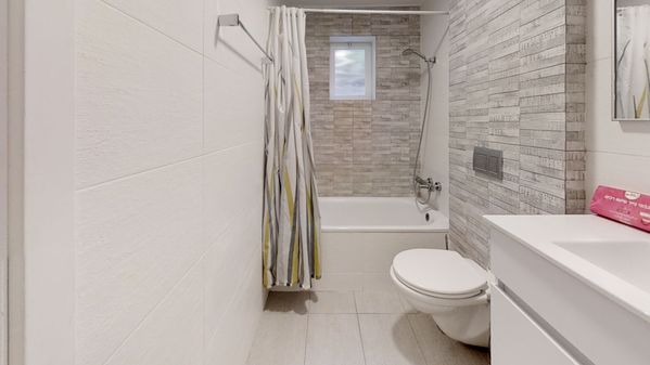 Comfortable rental, 2 bedroom apartment on Yoel Street, in Meah Shearim
