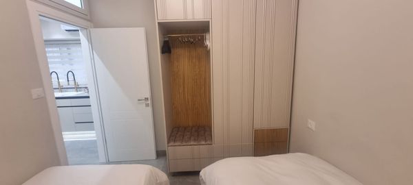 Brand new Strauss 2 bedrooms. Vacation Jerusalem Rentals in Geula-Meah Shearim