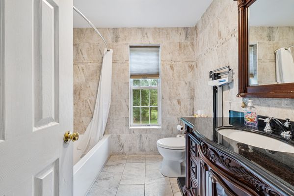  Newly renovated house in Woodridge NY