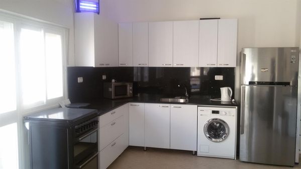 Yerushalayim short term family friendly 3 bedroom apartment