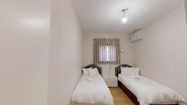 Schneller Spacious One Bedroom Apartment Rental