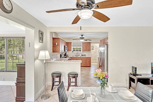 Beautiful REASONABLE 4 Bed 3 Bath fully stocked Villa  