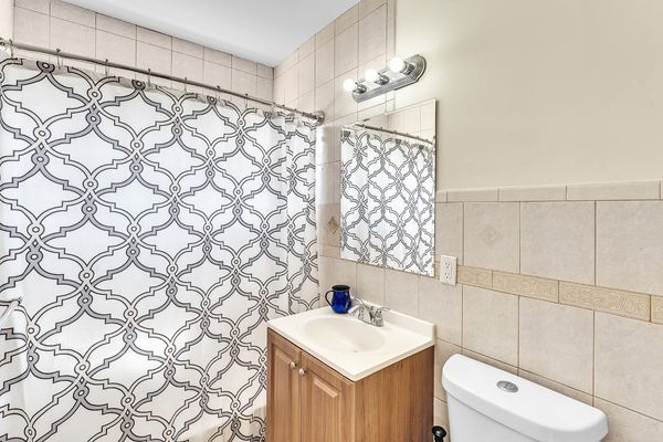 Beautiful REASONABLE 4 Bed 3 Bath fully stocked Villa  