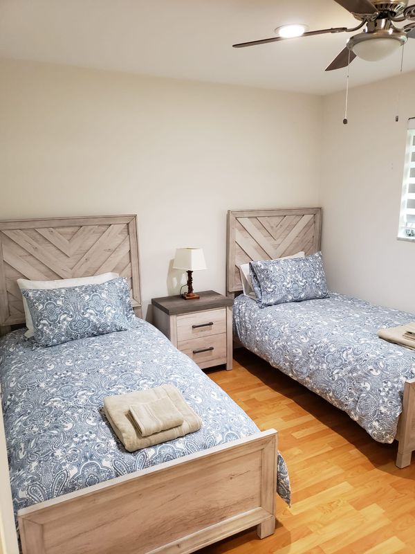 Sunny Master Getaway in Hollywood FL! (Emerald Hills) Great for large gatherings