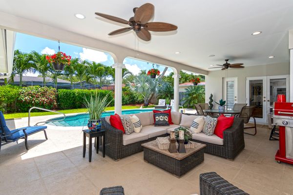 NEW updated completely Kosher Private Home in the beautiful Hollywood area