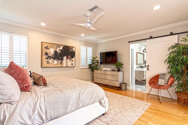 NEW updated completely Kosher Private Home in the beautiful Hollywood area
