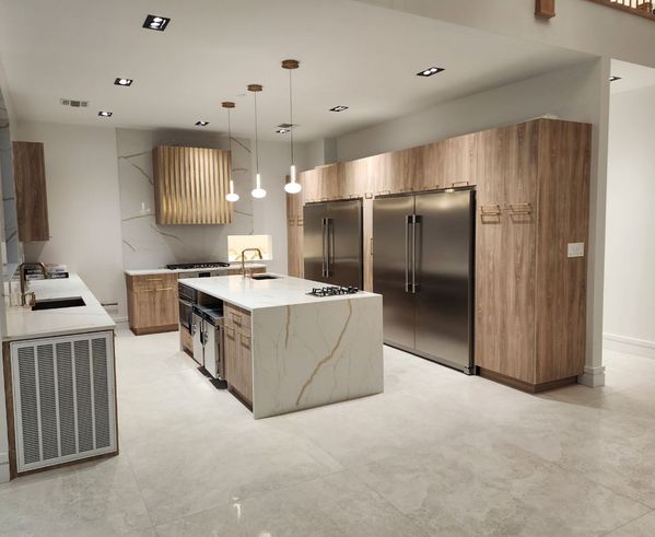 BOOK NOW FOR YOUR SHABBOS/MIDWEEK GETAWAY!  New luxury state of the art 17 Bedro