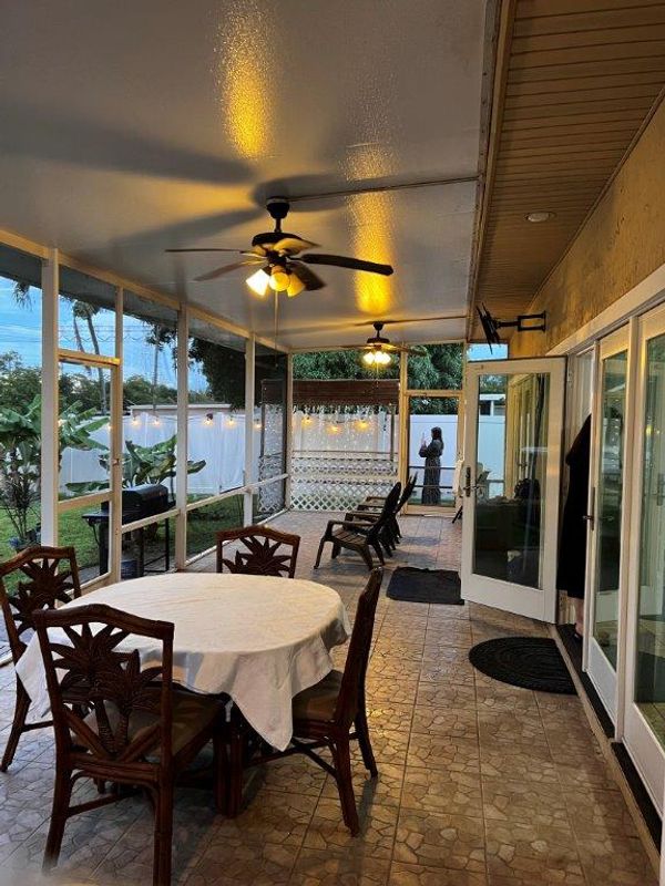 Charming Waterfront Private Glatt Kosher Home 