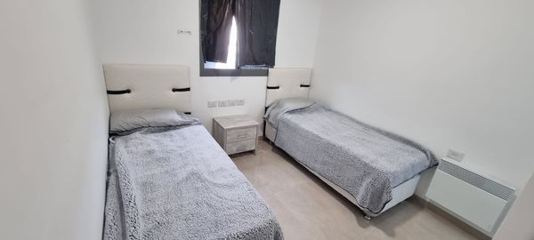 One Bedroom On Tachkemoni Street, Jerusalem
