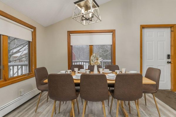 Beautiful 3 Bed 2 Bath Villa next to Mt. Snow with Hot Tub - Rent all 6 for the 