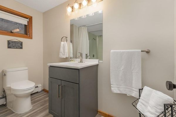 Beautiful 3 Bed 2 Bath Villa next to Mt. Snow with Hot Tub - Rent all 6 for the 