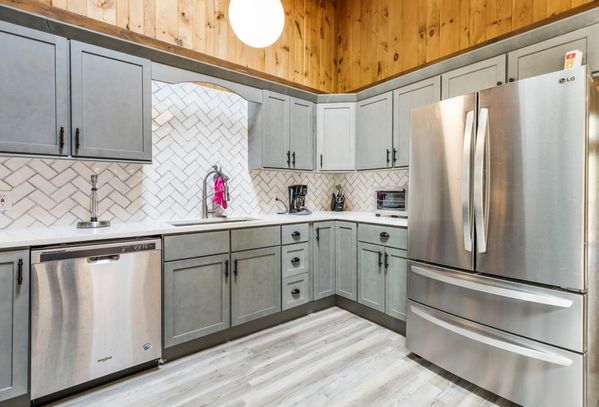 VERMONT 3++ bedroom, game rm sauna, loft - RENT ALL 6 AND BRING UR WHOLE FAM!