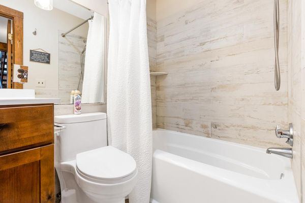 VERMONT 3++ bedroom, game rm sauna, loft - RENT ALL 6 AND BRING UR WHOLE FAM!