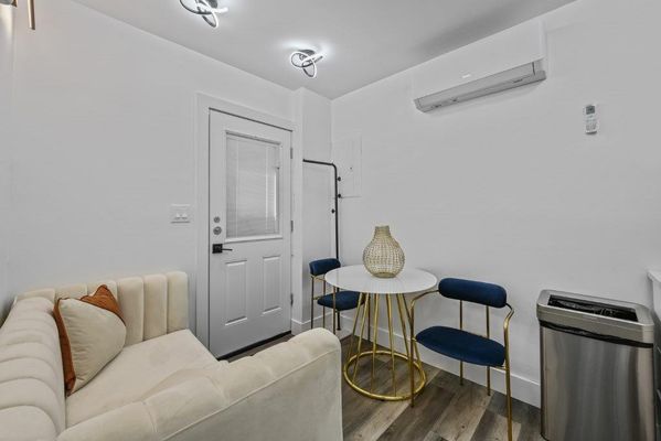 Arlington Retreat STUDIO APARTMENT