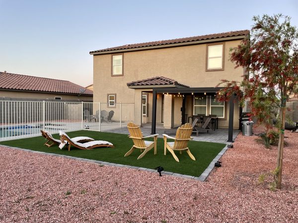 Apache Resort