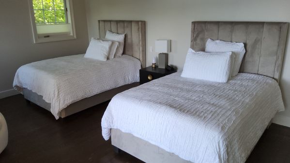 Ador Lago Mansion                *Midwinter Deal *Boats, Kayak *   *Pool   * Sauna    *Jacuzzi
