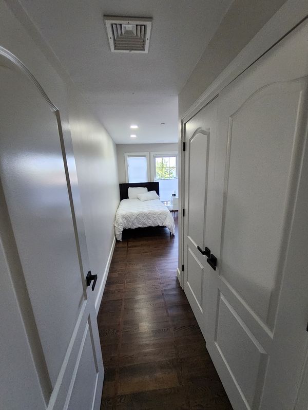 Ador Lago Mansion                *Midwinter Deal *Boats, Kayak *   *Pool   * Sauna    *Jacuzzi