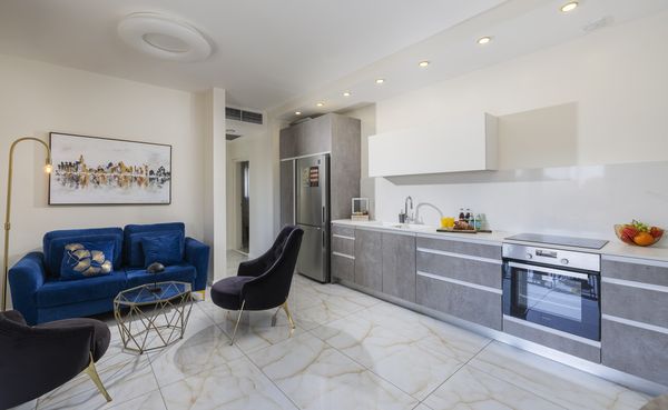 Jerusalem estate D-ג'רוזלם אסטייט D