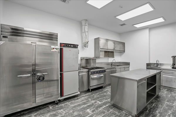 KD Hall & Suites