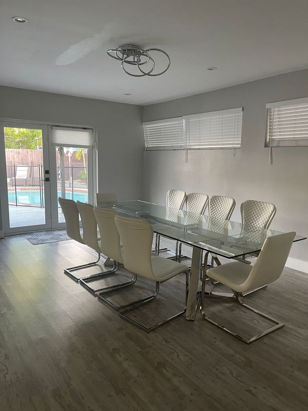 Beautiful 5 bedroom Villa in NMB