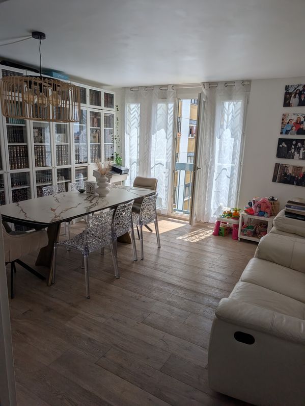 Kosher‑Friendly Apartment in Paris 19th