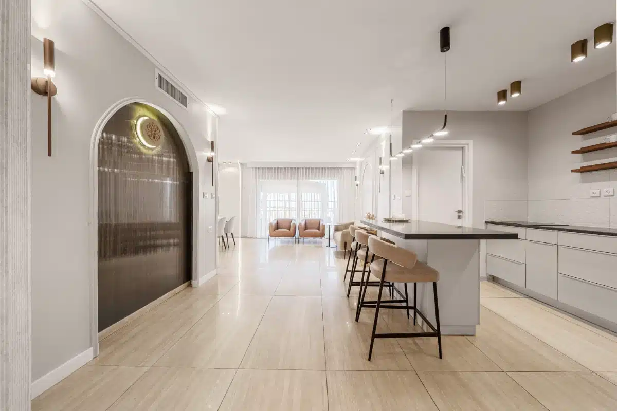 New Beautiful Apartment