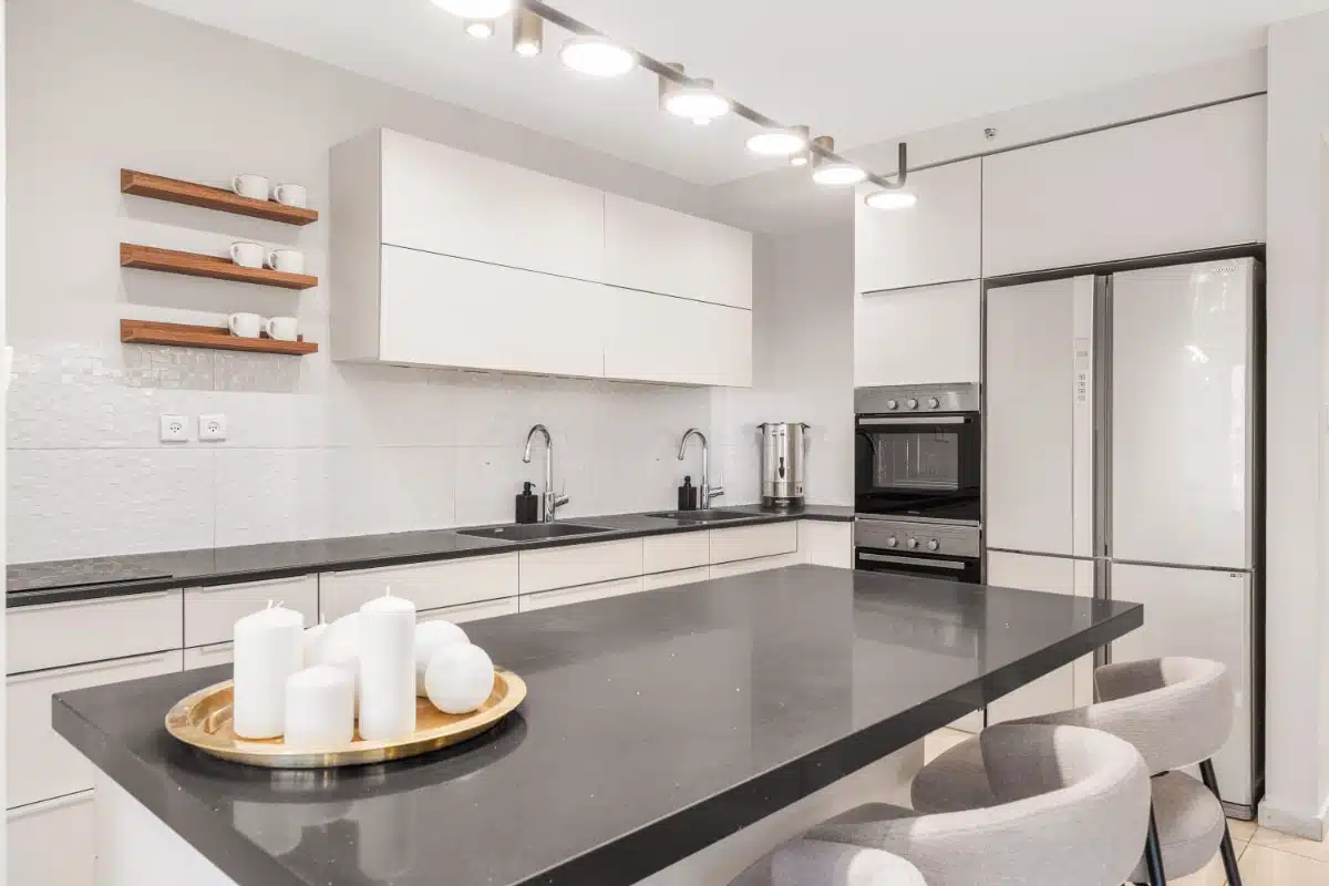 New Beautiful Apartment