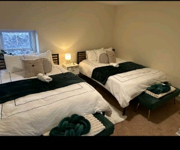 The Lakeview Escape 