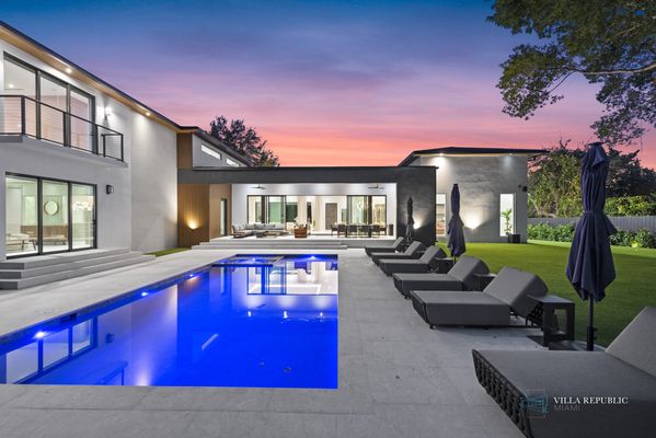 Luxury Villa Where Comfort Meets Elegance