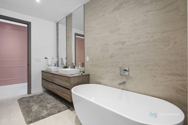 Luxury Villa Where Comfort Meets Elegance