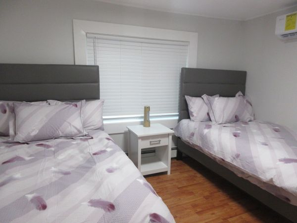 5 Bedroom Private House
