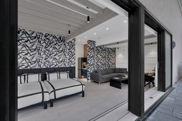Diamond Suite