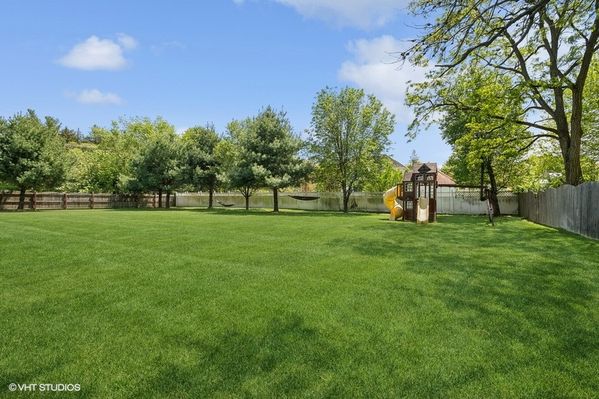 LXURE: The Windsor Manor - Luxury Kosher Rental in Toms River