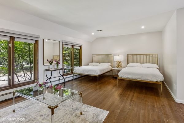 LXURE: The Windsor Manor - Luxury Kosher Rental in Toms River