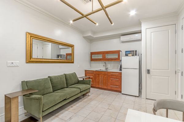 The Brooklyn Spa Suite 
