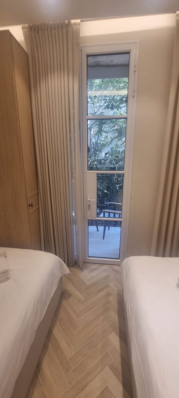 AVODAS YISROEL BRAND NEW PENTHOUSE IN MEAH SHEARIM