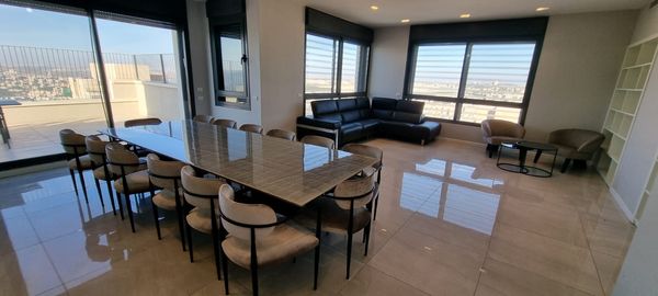 YES! TENUVA PENTHOUSE- LUXURIOUS VACATION RENTAL IN JERUSALEM