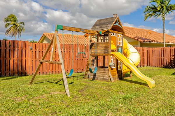 Stunning Home on Beautiful Property w/ Direct Park Access
