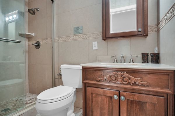Charming 3-Bedroom Retreat with Pool & Hot Tub