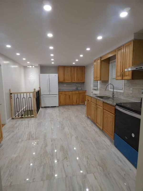 BEAUTIFUL KOSHER PRIVATE HOUSE AVAILABLE ALL YEAR ROUND