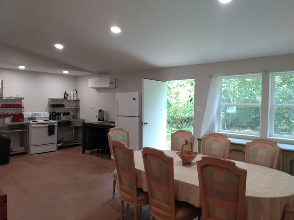 Pesach room at Yiddishe Farmhouse Retreat